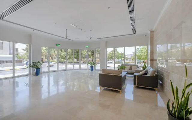 Marco Polo - Spacious Studio Lush View