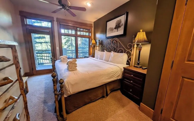 Lone Eagle 3001 by SummitCove Vacation Lodging