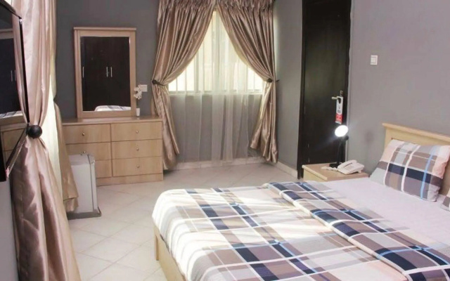Dixie Suites