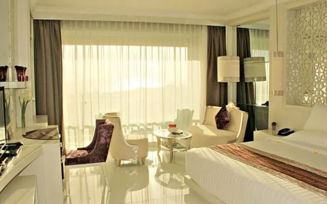 Dreamland Paradise Hotel