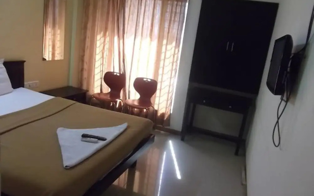 Hotel Nisarg Lounge