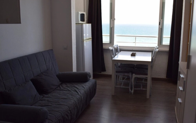 323-estudio Situado en Primera Línea de Playa