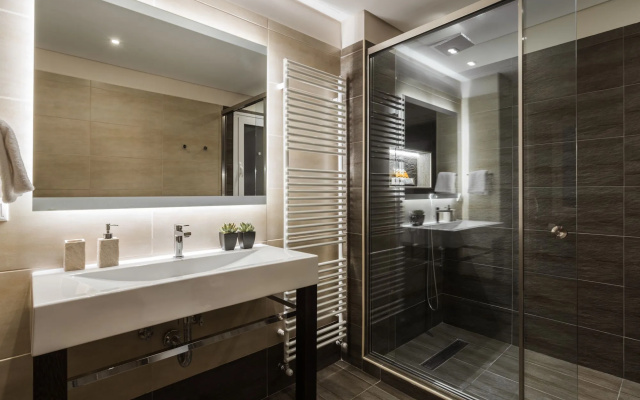 Acropolis Exclusive Residences