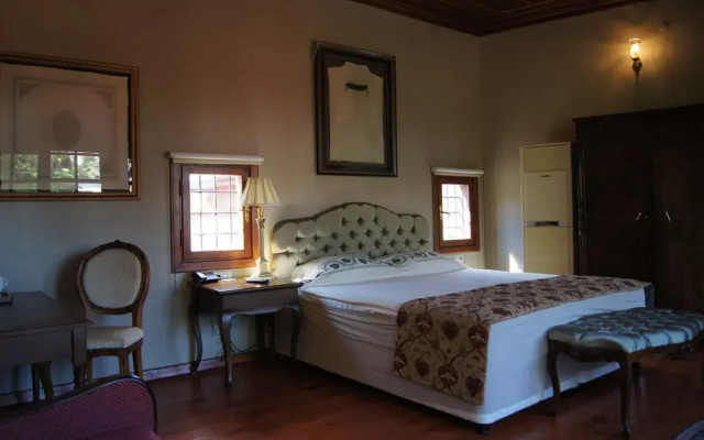 Candle Suites