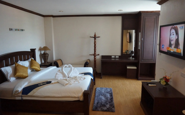 Baiboon Grand Hotel