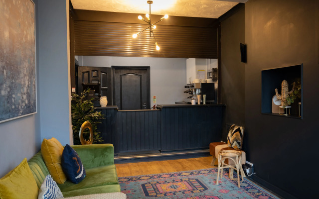 Angharad Hotel