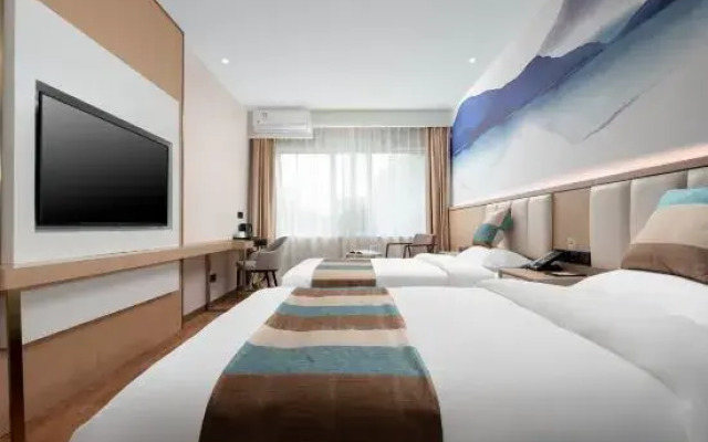 VX Hotel (Beijing Daxing District Wufutang Subway Station Zhongke E-commerce Valley)