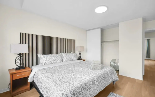 Newly Renovated 3BR in Whitby Family-friendly