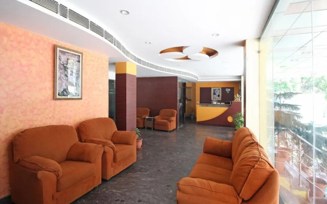 OYO 6438 Hotel Valley Plaza