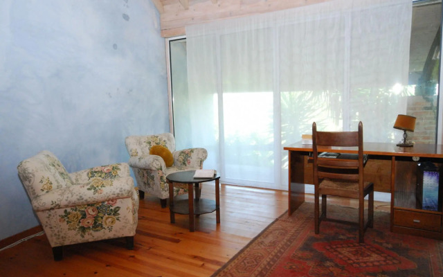 Farmhouse in Soudos With Garden