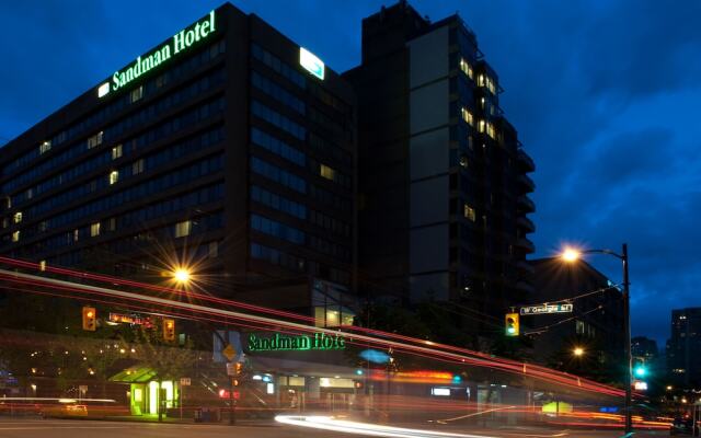 Отель Sandman Hotel Vancouver City Centre Канада, Ванкувер - отзывы, цены и фото номеров - забронировать отель Sandman Hotel Vancouver City Centre онлайн вид на фасад