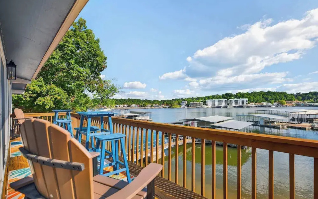 Lake Home Oasis - Sleeps 18