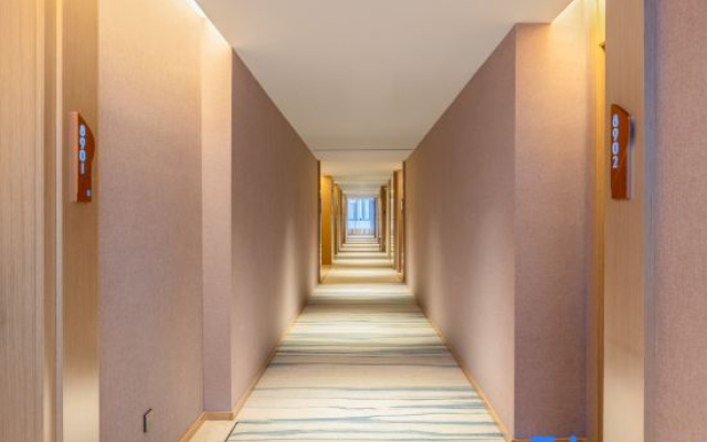 Kyriad Marvelous Hotel 3.0 Yichun Tonggu Yuejingcheng Community