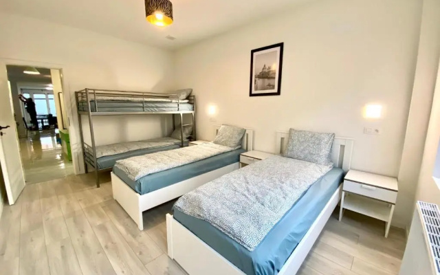 Isabel Apartments