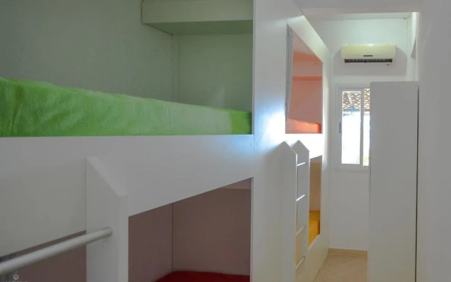 Banana House Sea Shore