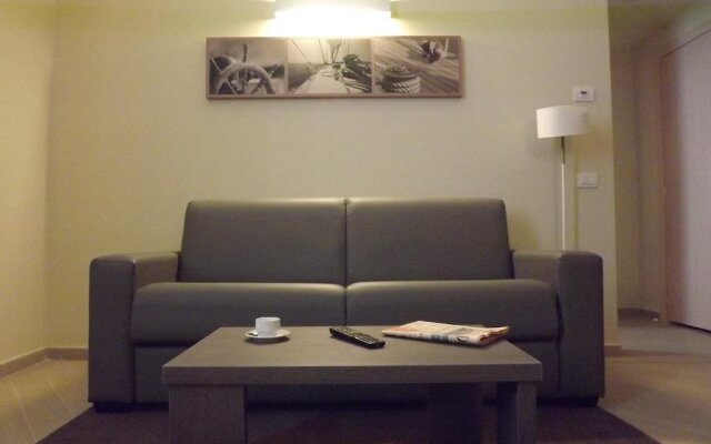 Отель Chc Business Residence Генуя комната для гостей