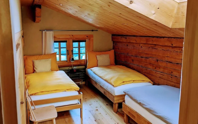 Apartment Chalet Grittelihus, Between Interlaken - Gstaad