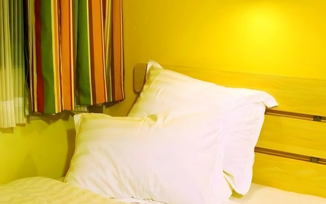 7 Days Inn (Harbin Railway Station Square)