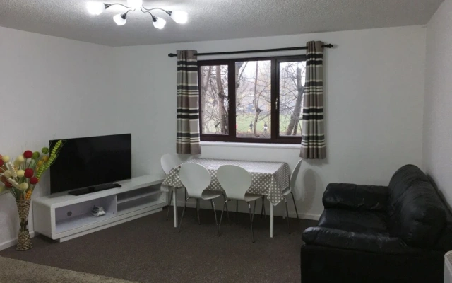 Paynes Apartment