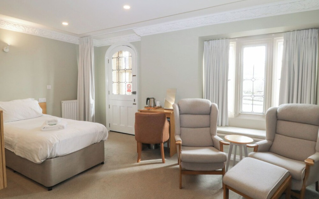 Harcombe House Rooms Accessible Ground Floor Twin
