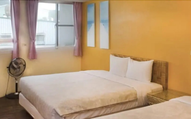 Xinyu Holiday Inn