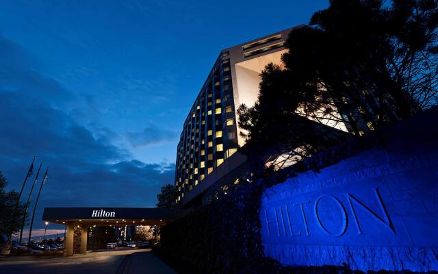 Отель Hilton Minneapolis- St. Paul Airport Блумингтон вид на фасад