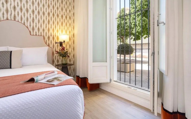 Comfortable Apartment in the Heart of C diz Patrocinio II
