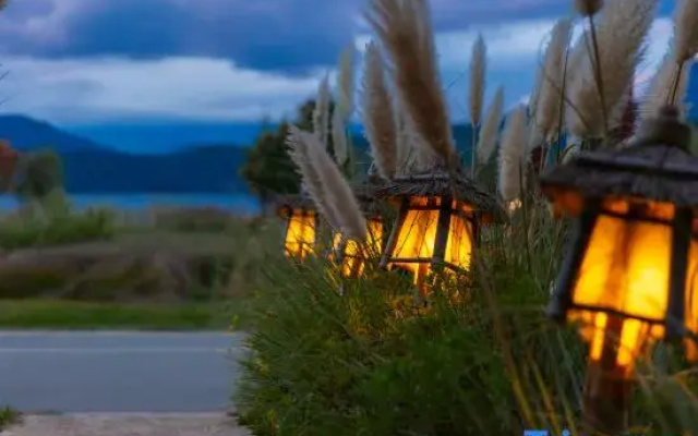 Xiaoman | Mountain Sea View · Lakeside Vacation Apartment (Lugu Lake Puluo Pier)
