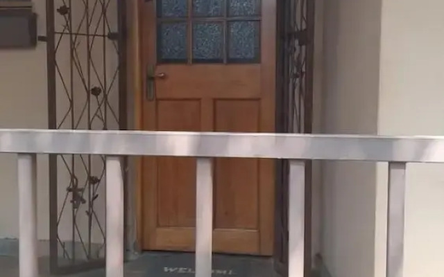 Spacious Double Room in Lovely Guesthouse