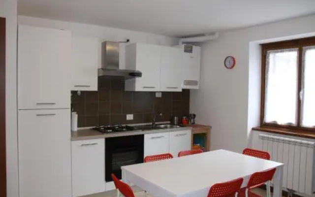 Alpini Apartments