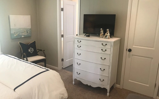 Oh Happy Day! 4 Bedroom Home