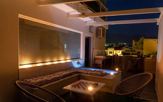 Central Cozy Penthouse fully equipped, big terrace