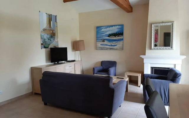 Villa in Parthenay With Private Garden
