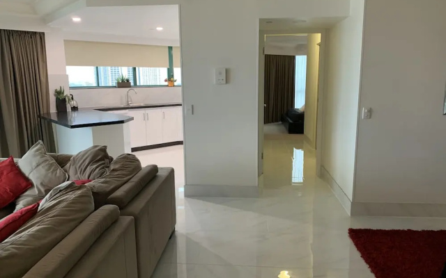 GCR Crown Towers Resort Private Apartment