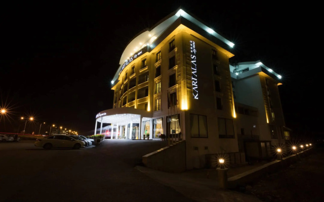 Karpalas City Hotel & Spa
