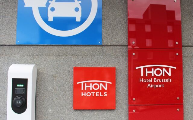 Thon Hotel Brussels Airport вид на фасад