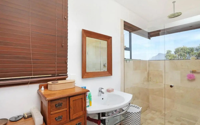 2 Bay Sunset Villa