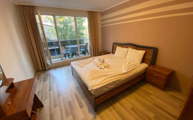Private Cozy Apartment Admiral Plaza A1