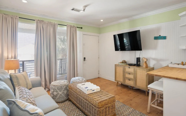 521 Sunsuite