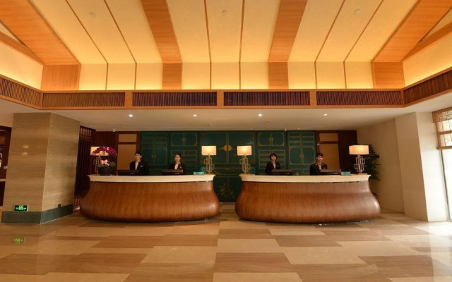Meicheng Swan Lake Resort Hot Spring