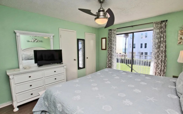 Seascape 102 - 2 Br condo