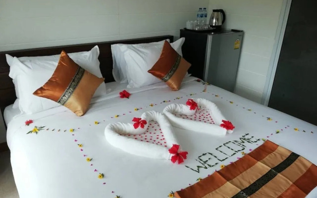 Phumiphat Resort Koh Mook