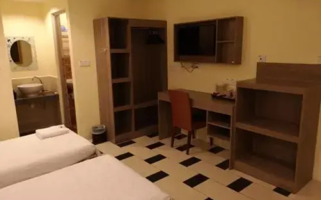 Hotel Ambassador 1