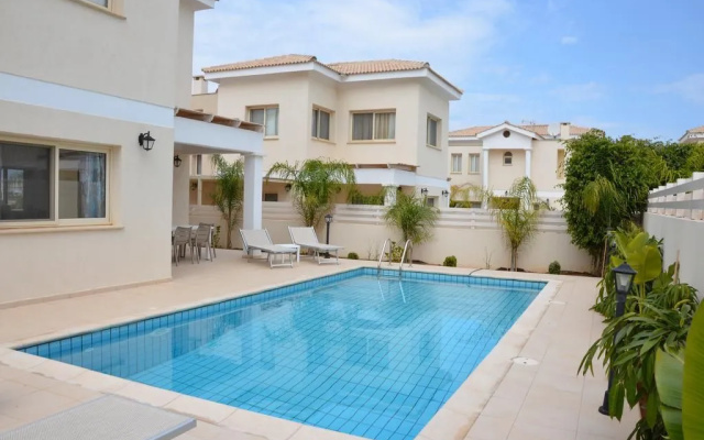 Anthorina Villa 6