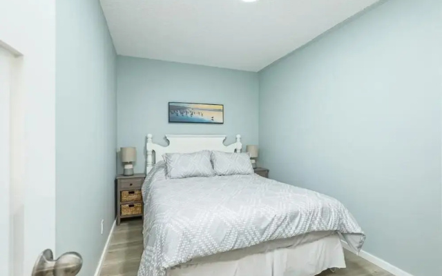 The Alpine - Central Collingwood Condo