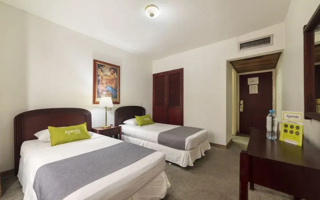 Hotel Santiago De Cali