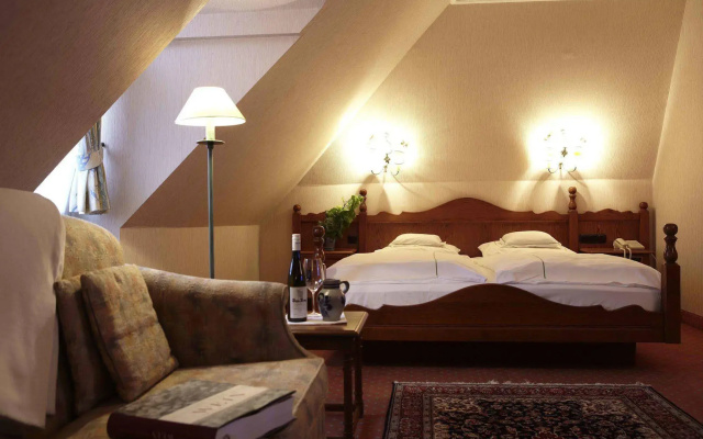 Hotel und Weinhaus Zum Krug
