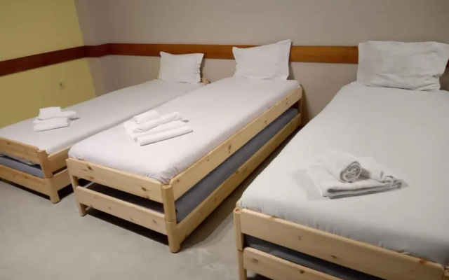 City Drops Hostel