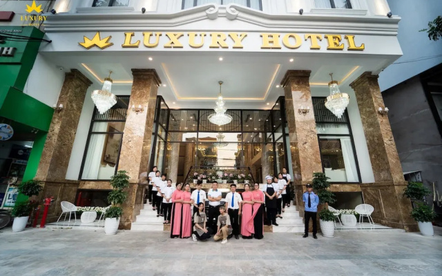 Luxury Hotel