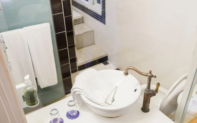 Tainan Quiet Hostel(台南清凈背包客棧)